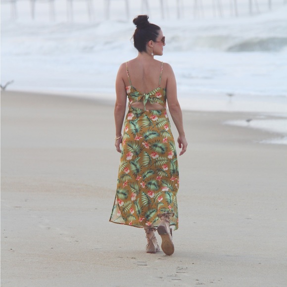 Sincerely Jules Maui Floral Print Dress - Picture 2 of 5